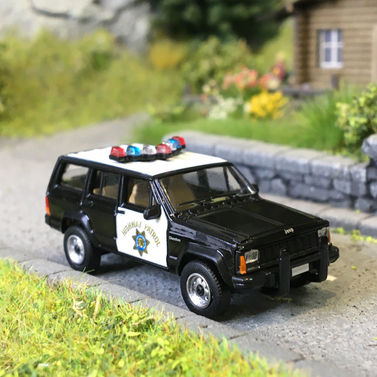 Jeep, Cherokee XJ, California Highway Patrol, 1984 - PCX 870730 - HO 1/87