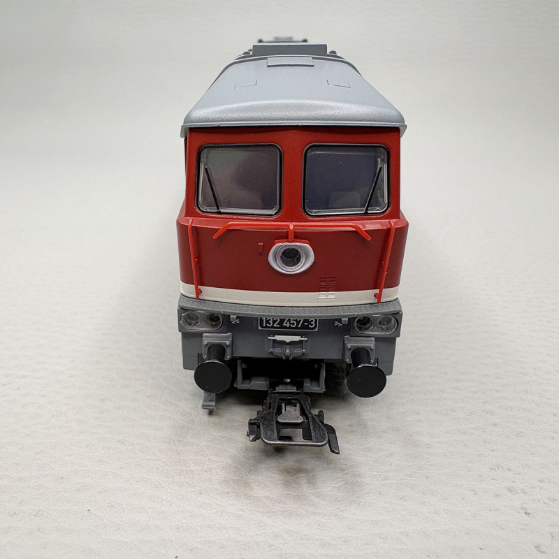 Locomotive diesel lourde BR 132 457-3, DR - TRIX 22407