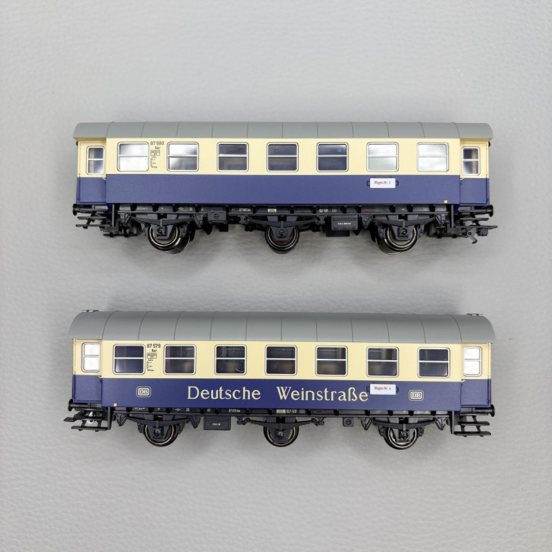 2 voitures voyageurs de type WG3yge 835, route des vins allemande "Deutsche Weinstrabe", DB - MARKLIN 43188