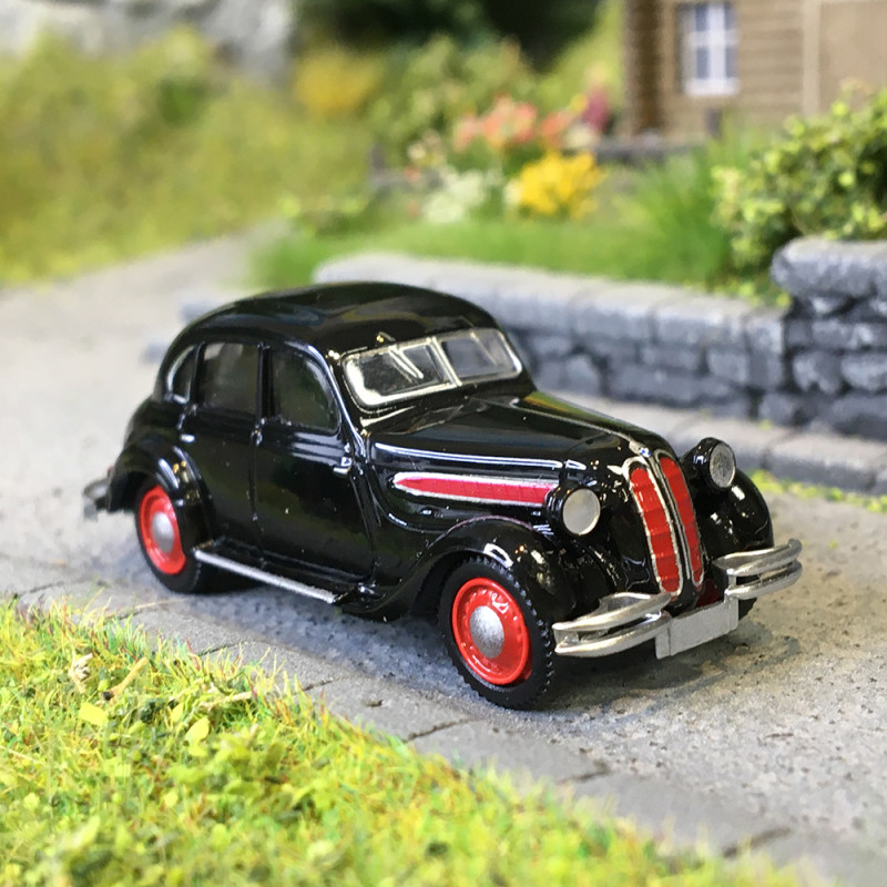 BMW 326, noir, rouge, 1936 - BREKINA 24561 - HO 1/87