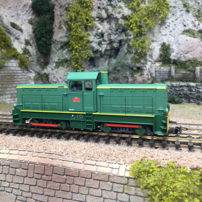 Locomotive diesel BB 400 du Paris-Orléans-Corrèze, CFD,n°401, Ep. III-IV, modèle analogique - REE MODELES VM-023 - H0m, H0e