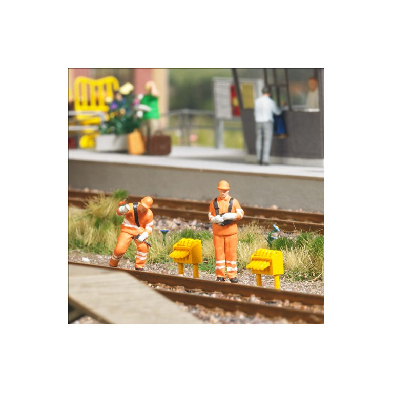 Coffret d'action, Manœuvre et maître de wagon, époque V-VI - BUSCH 79921 - HO 1/87