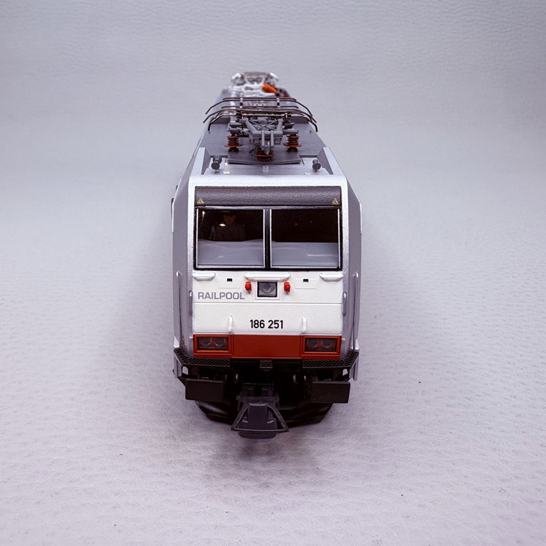 Locomotive électrique 186 251-5, Raipool - Roco 7510161