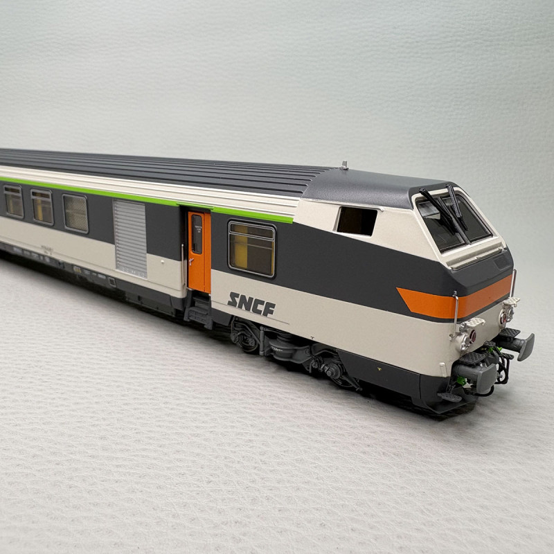 Lsmodels 41250 - 3 voitures, Vu78 / Vtu réversible, B11tu, A10tu, B6Dux, livrée Corail d'origine, SNCF