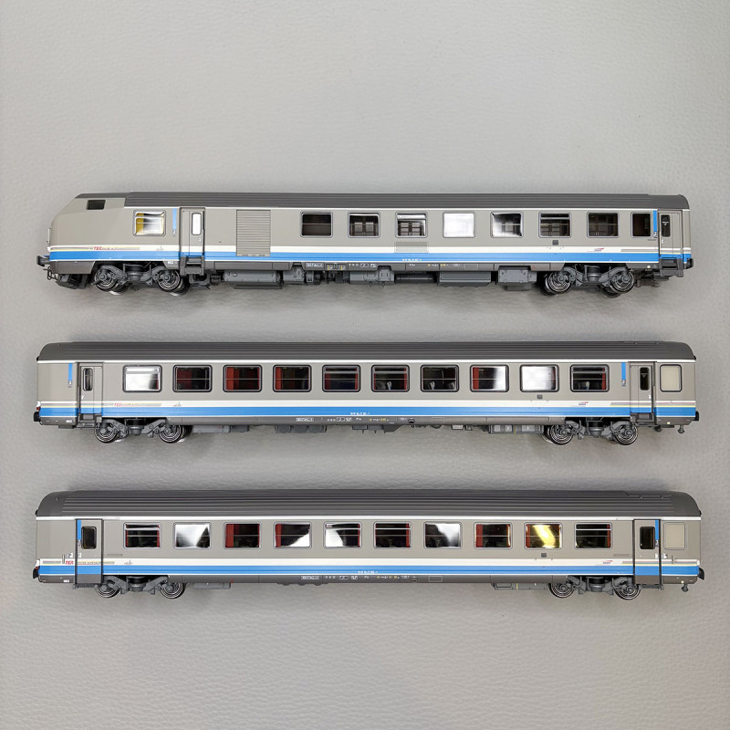 Lsmodels 41253 - 3 voitures, Vu86 / Vtu réversible, B10tux, A10tu, B6Dux, livrée TER Rhône Alpes, SNCF