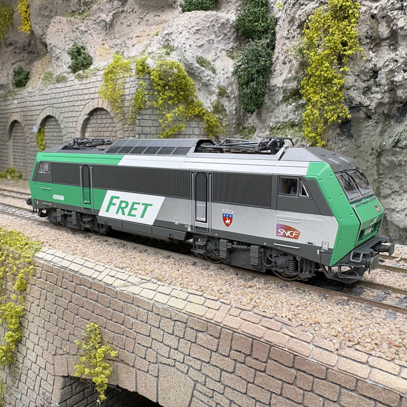 Locomotive électrique BB 426086, FRET, logo Carmillon, SNCF, Ep. VI, digital son - JOUEF HJ2469S - HO 1/87