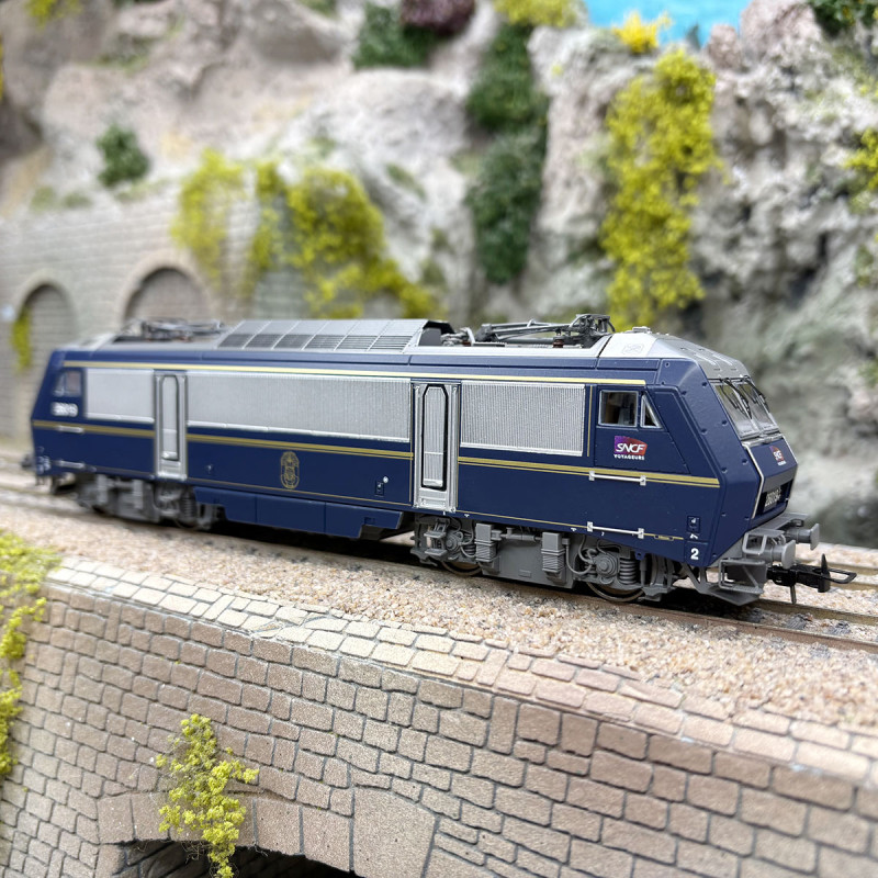 Locomotive électrique BB 26019, "Train Spéciaux", logo Carmillon, SNCF, Ep. VI - JOUEF HJ2468 - HO 1/87