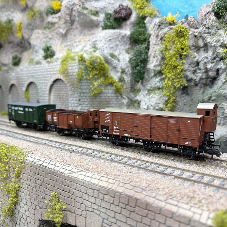 3 wagons de marchandises, K.Bay.Sts.B., Ep. I - ROCO 6600223 - HO 1/87