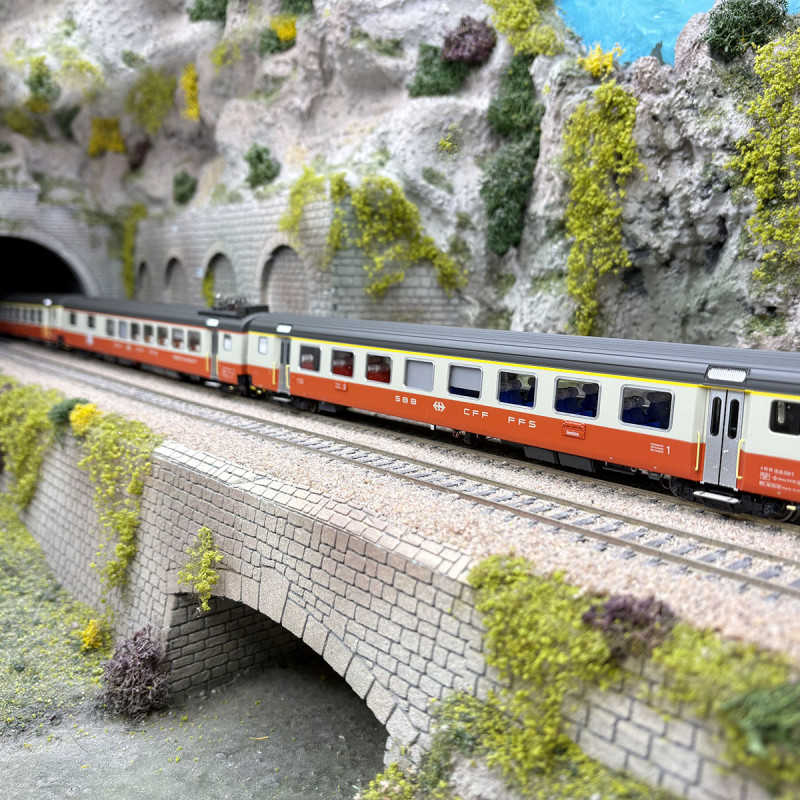 Modélisme ferroviaire HO : Gare de Gomadingen - Jeux et jouets Faller