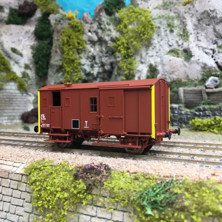 Fourgon Uk sans feu de fin convoi SNCF Ep IV-HO 1/87-EPM E510210