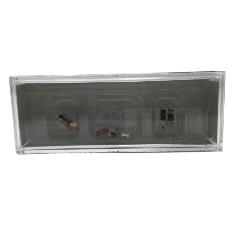 Couples et un chien - PREISER 88555 - Z 1/220