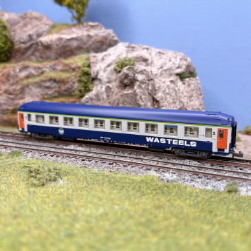 Voiture couchettes UIC B9c9x, 2CL, livrée "Wasteels", logo blanc encadré, SNCF, Ep. IV - REE NW-347 - N 1/160