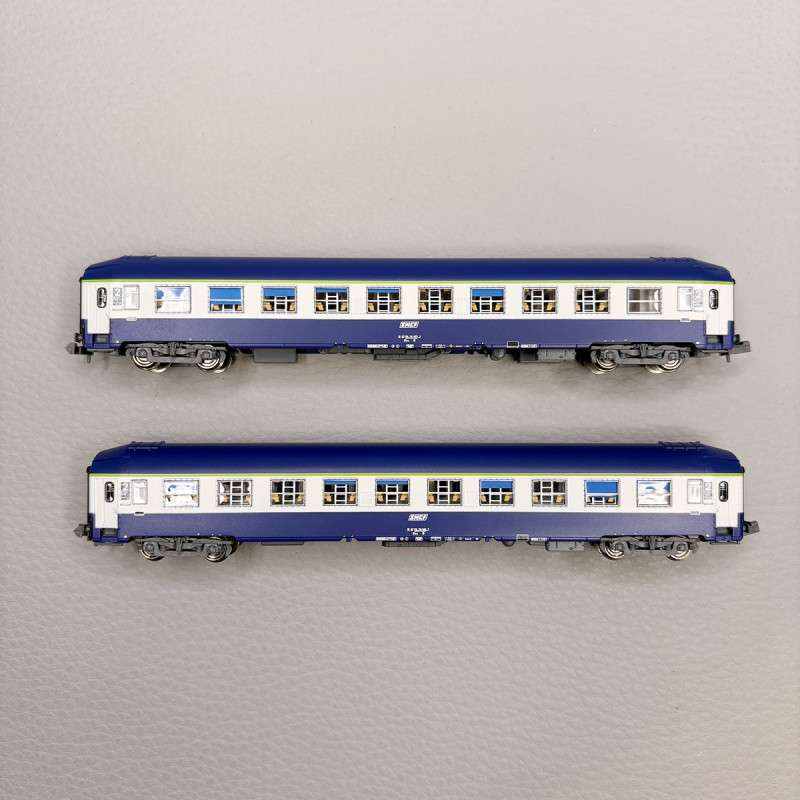 2 voitures couchettes UIC B9c9x, 2CL, livrée "TEN", logo blanc encadré, SNCF - REE NW-350