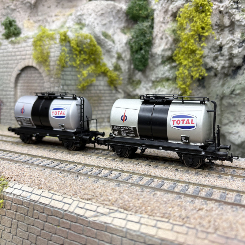2 wagons citerne de type Uh, "Total", FS, Ep. IV - RIVAROSSI HR6565 - HO 1/87