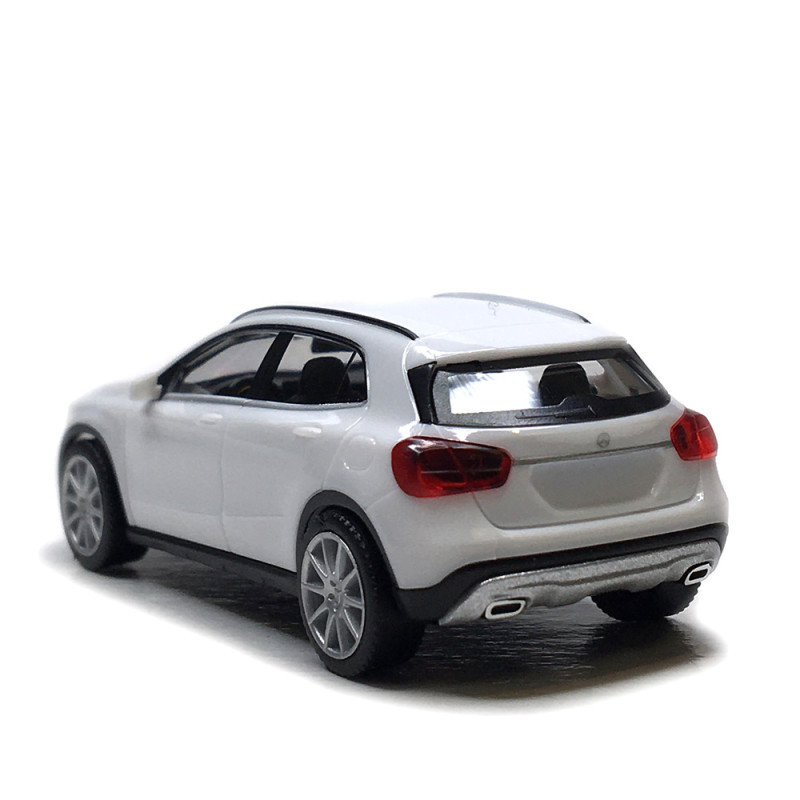 Mercedes Benz, GLA, blanc - HERPA 028318-002 - HO 1/87