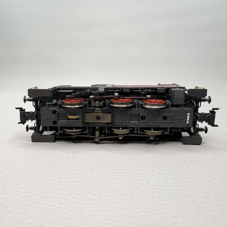 Locomotive diesel de manœuvre, V 60 334, DB - TRIX 25600