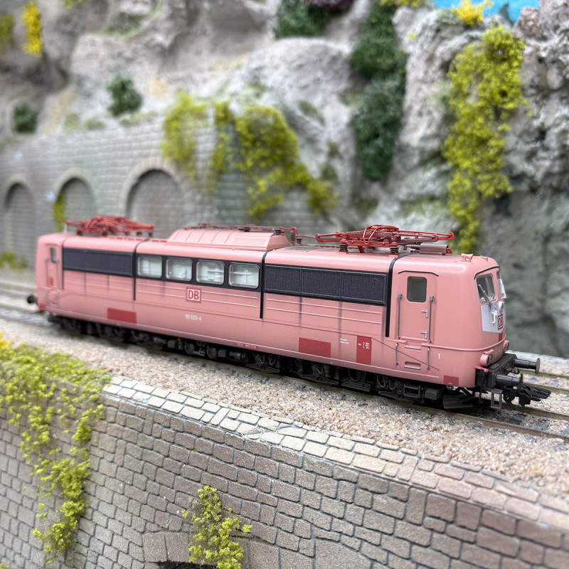 Locomotive électrique BR 151 025-4, DB AG, Ep. V, digital son - MARKLIN 39136 - HO 1/87