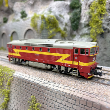 Locomotive diesel 753 211-2, CD, Ep. V - ROCO 7300088 - HO 1/87