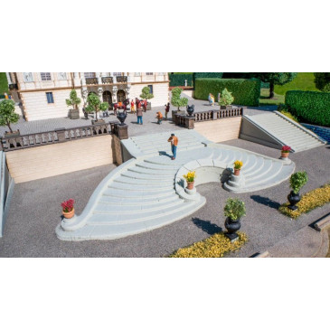 Escalier extérieur incurvé - NOCH 58315 - HO 1/87