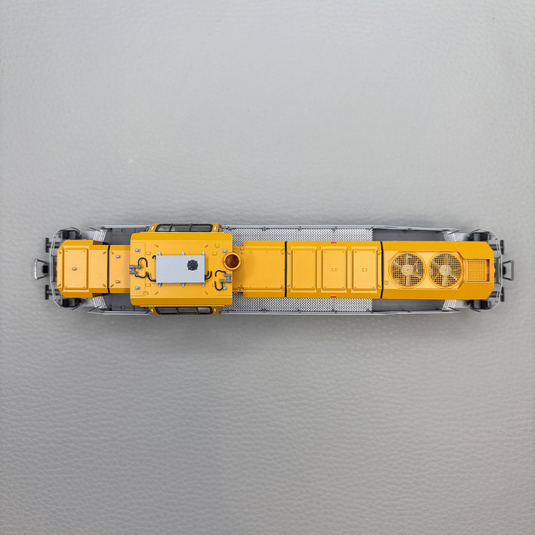 Locomotive diesel Vossloh DE 18, "DE 24", BASF- RIVAROSSI HR2988
