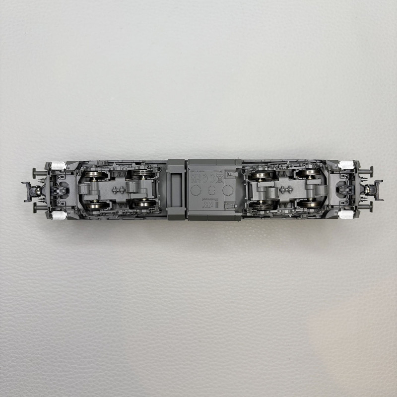 Locomotive diesel Vossloh DE 18, "DE 24", BASF- RIVAROSSI HR2988S