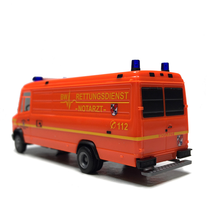 Transporteur, Mercedes Benz Vario, Service de secours des forces armées allemandes, Médecin urgentiste Hambourg - HERPA 700894 -