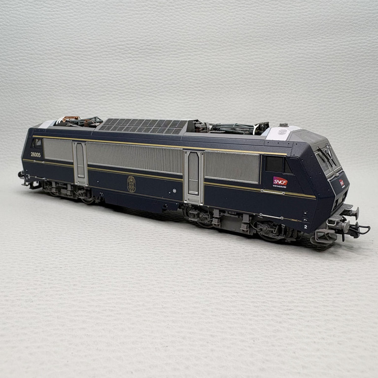 Locomotive électrique BB 26005, "Trains spéciaux", logo Carmillon, SNCF - Roco 7520168