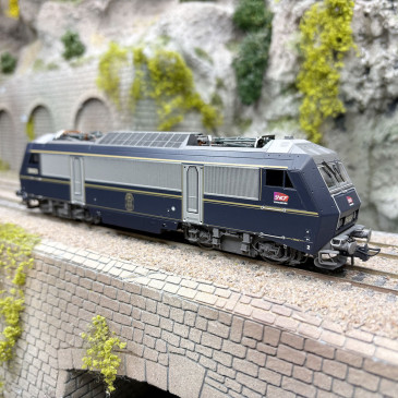 Locomotive électrique BB 26005, "Trains spéciaux", logo Carmillon, SNCF, Ep. VI - ROCO 7500168 - HO 1/87