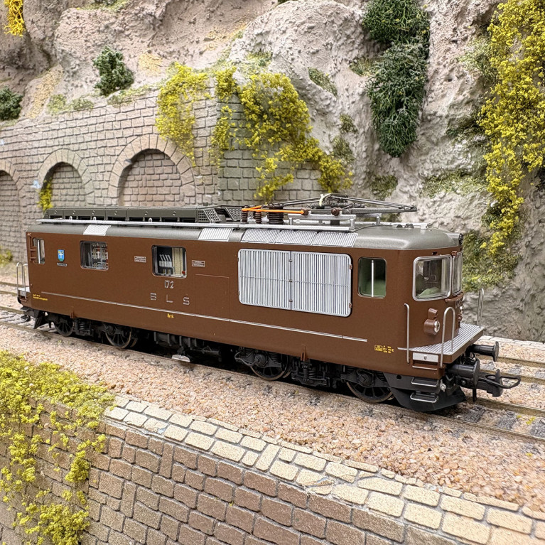 Locomotive électrique Re 4/4, N°172, BLS, Ep. VI - ROCO 7500159 - HO 1/87