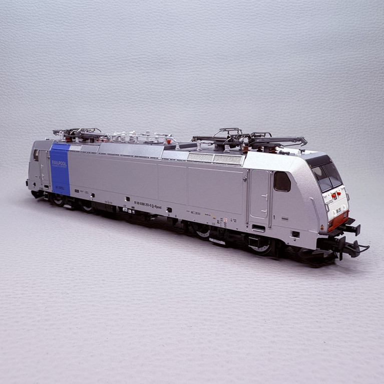 Locomotive électrique 186 251-5, Raipool - Roco 7520161