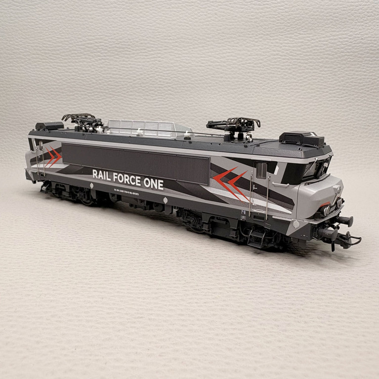 Locomotive électrique N°1750, Rail Force One, "NL" - Roco 7500165