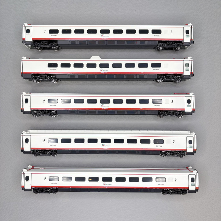 Complément ETR 470 N°26, "Frecciabianca", 5 éléments, FS- RIVAROSSI HR3024