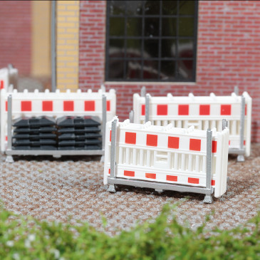 Rayonnages de transport avec barrières de sécurité - BUSCH 1866 - HO 1/87