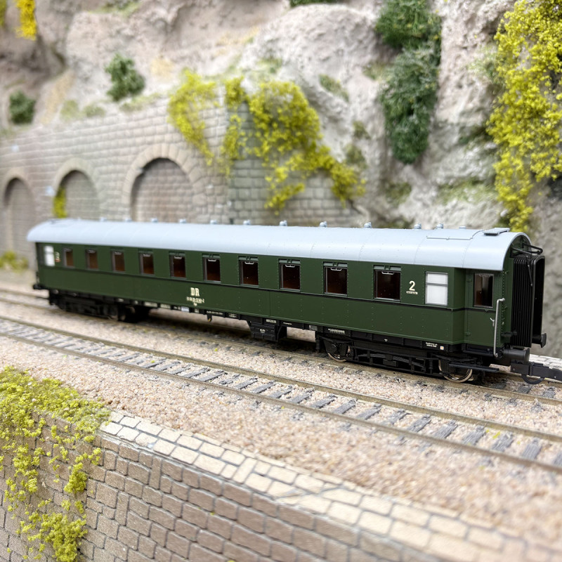 Voiture voyageurs train express, type Bge, 2CL, DR, Ep. IV - ROCO 6200202 - HO 1/87