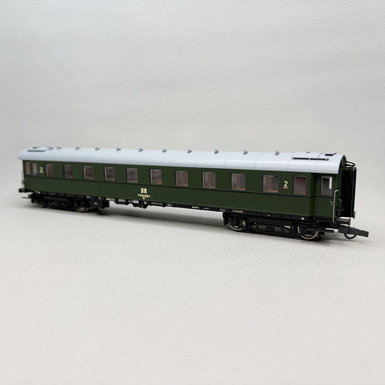 Voiture voyageurs train express, type Bge, 2CL, DR - ROCO 6200202
