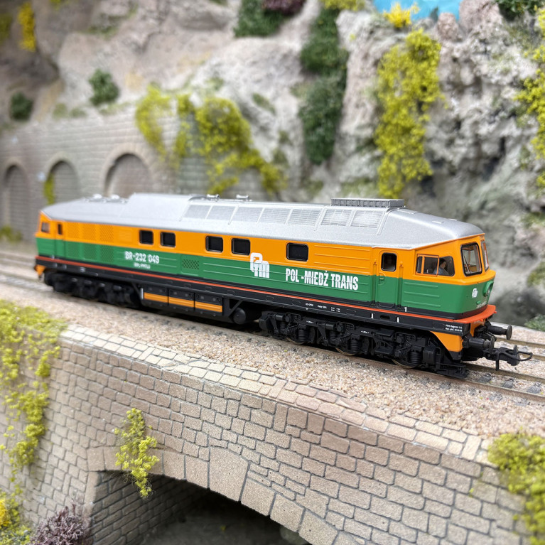 Locomotive diesel lourde BR 232 049, "Pol-Miedz Trans", PMT, Ep. V et VI - ROCO 7300081 - HO 1/87