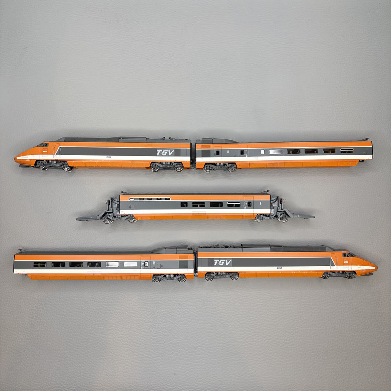 TGV PSE, rame N°110, 5 éléments, Rame origine, suspension à ressort, SNCF - REE TGV-008S