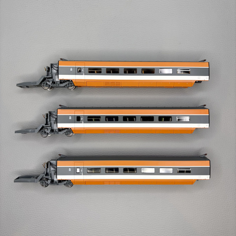 Complément TGV PSE, N°110, 3 éléments R2 + R5 + R6, Rame origine, suspension à ressort, SNCF - REE TGV-009SAC