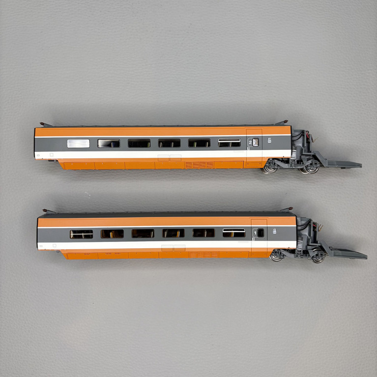 Complément TGV PSE, N°110, 2 éléments R3 + R7, Rame origine, suspension à ressort, SNCF - REE TGV-010SAC
