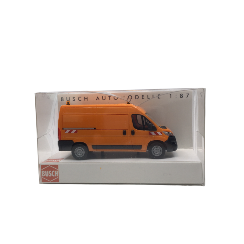 Peugeot boxer, fourgon, orange - BUSCH 54613 - HO 1/87