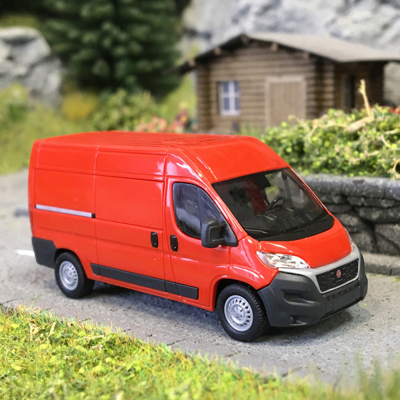 Fiat, Ducato, rouge - BUSCH 54601 - HO 1/87