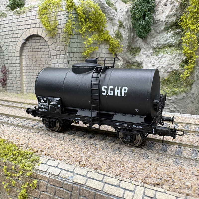 Wagon citerne pétrole « SGHP », SNCF, Ep. III - REE MODELES WB-867 - HO 1/87