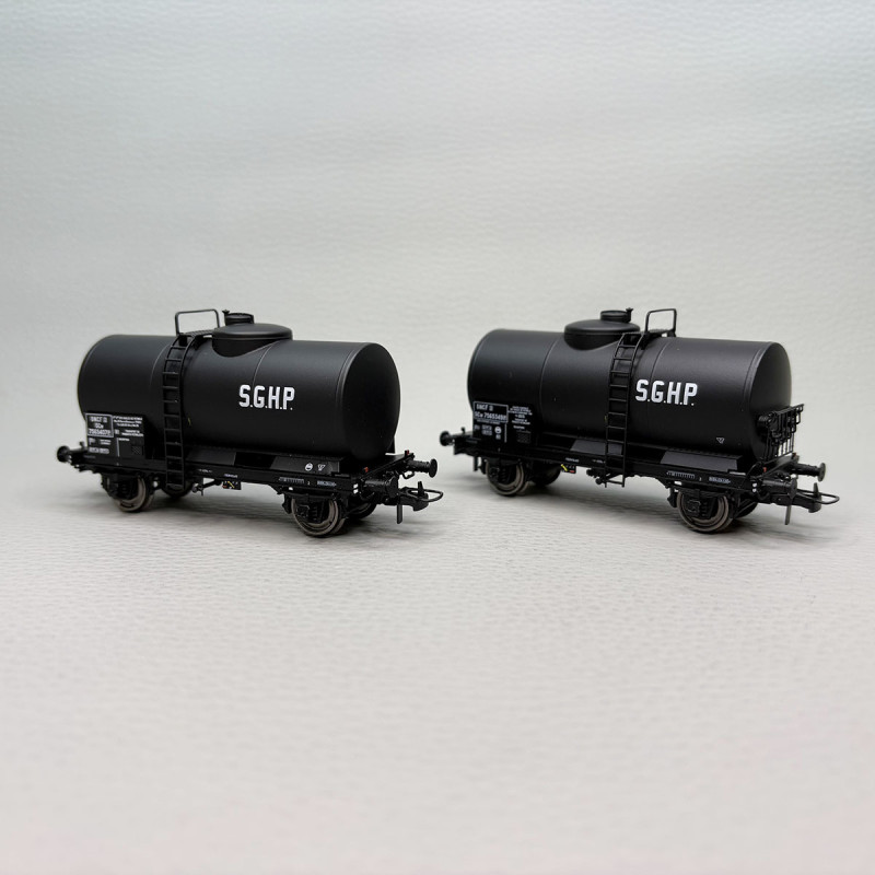 Coffret de 2 wagons citernes pétrole « SGHP », SNCF - REE MODELES WB-868