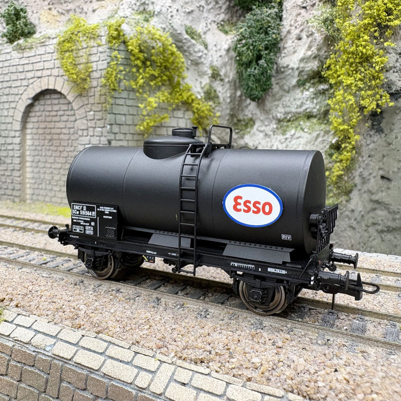 Wagon citerne pétrole « ESSO », SNCF, Ep. III - REE MODELES WB-869 - HO 1/87