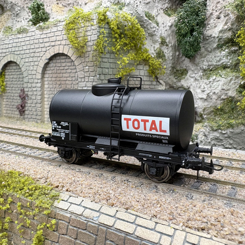 Wagon citerne pétrole « TOTAL », SNCF, Ep. IV - REE MODELES WB-871 - HO 1/87