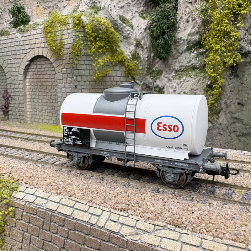 Wagon citerne pétrole « ESSO », SNCF, Ep. IV - REE MODELES WB-877 - HO 1/87