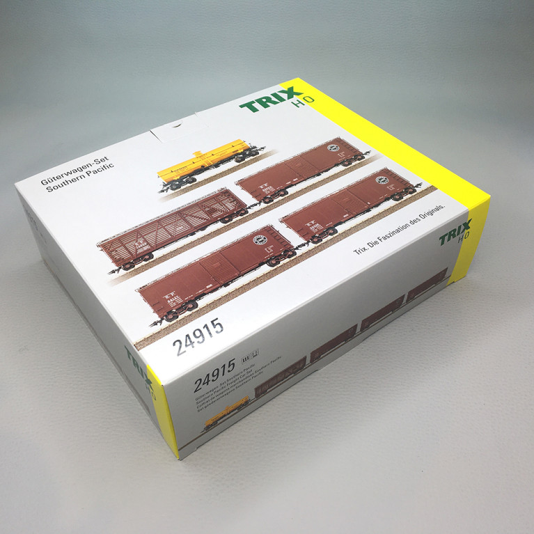 Coffret de 5 wagons de fret, 3 boxcars + 1 stockcar + 1 wagon-citerne, Southern Pacific (USA), Ep III - TRIX 24915 - HO 1/87