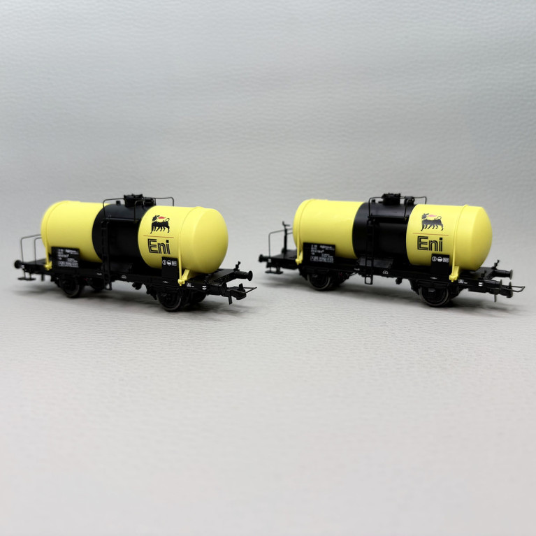 RIVAROSSI HR6708 - Coffret de deux wagons citernes pétroliers à 2 essieux, "ENI", FS