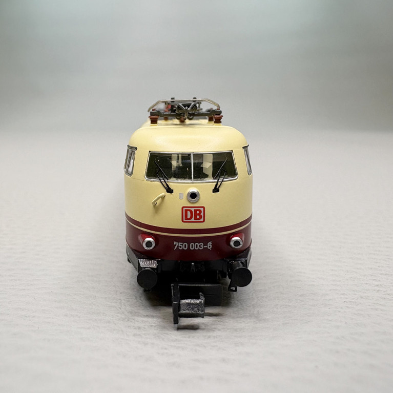 ARNOLD HN2698 - Locomotive électrique BR 750 003, DB AG