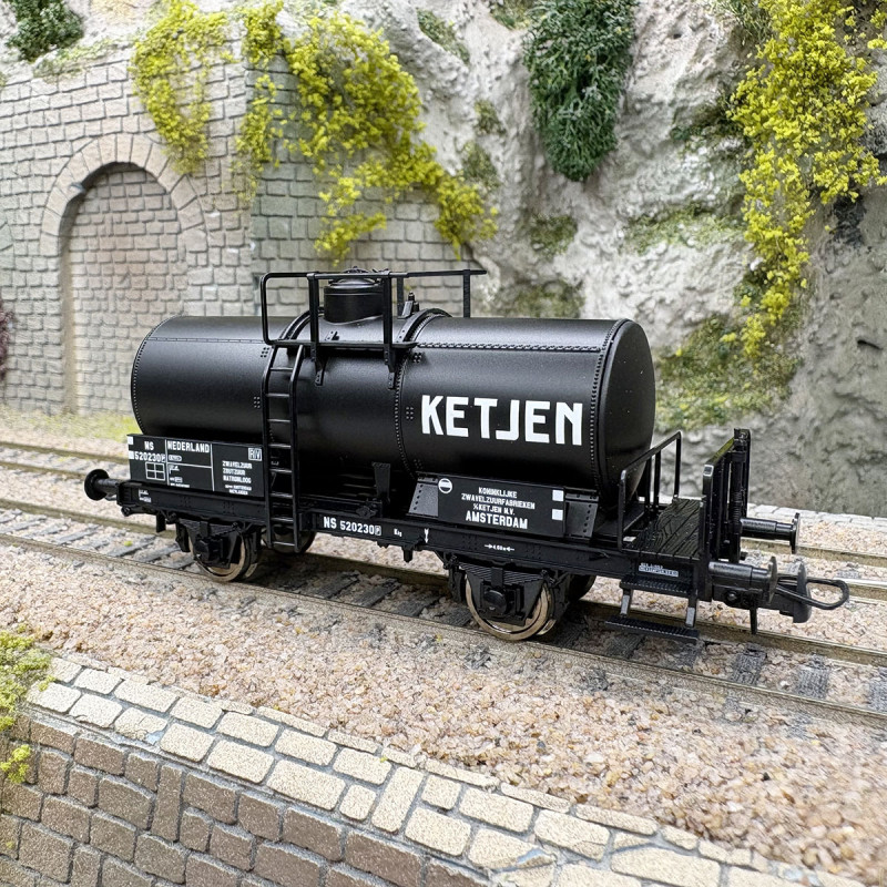 Wagon citerne transport d'acides, 2 essieux, "Ketjen", NS, Ep. III - ROCO 6600249 - HO 1/87